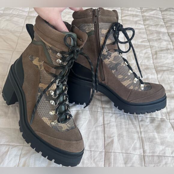 Gianni Bini Camo Lace Up Combat Chunky Heeled Boots Streetwear Gorpcore - 8.5 - Picture 1 of 8